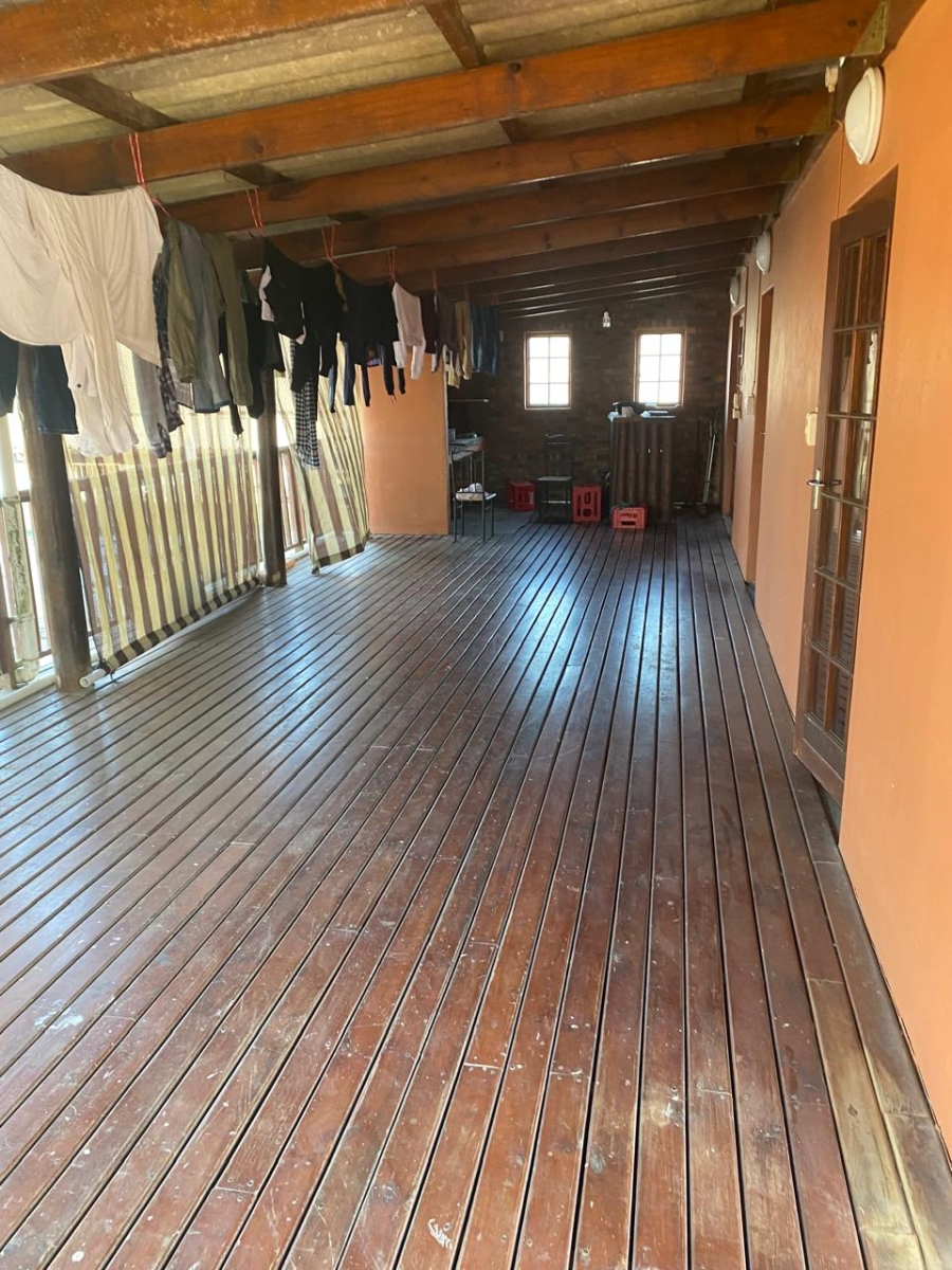 Commercial Property for Sale in Bergsig Western Cape